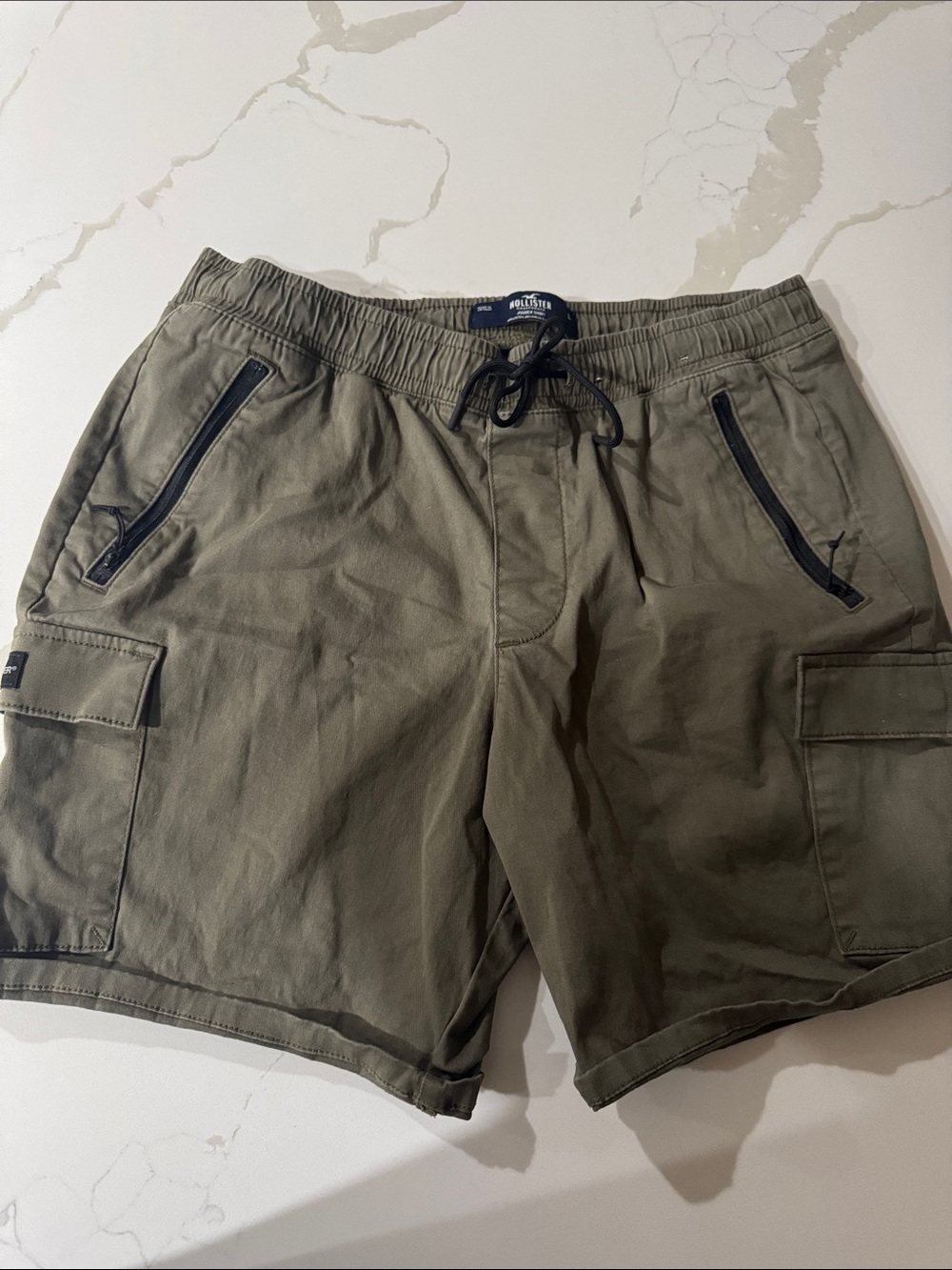 Men's Olive Green Cargo Shorts